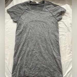 LULULEMON SWIFTLY TECH SHORT SLEEVE SHIRT 2.0 HIP LENGTH